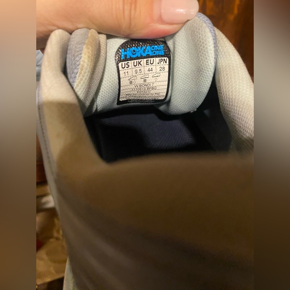 Hoka bondi 7 size 11 - Picture 5 of 5